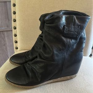 Lemare Women’s Soft Leather Pull On Hidden Wedge Boots Black Size 6.5 (37)